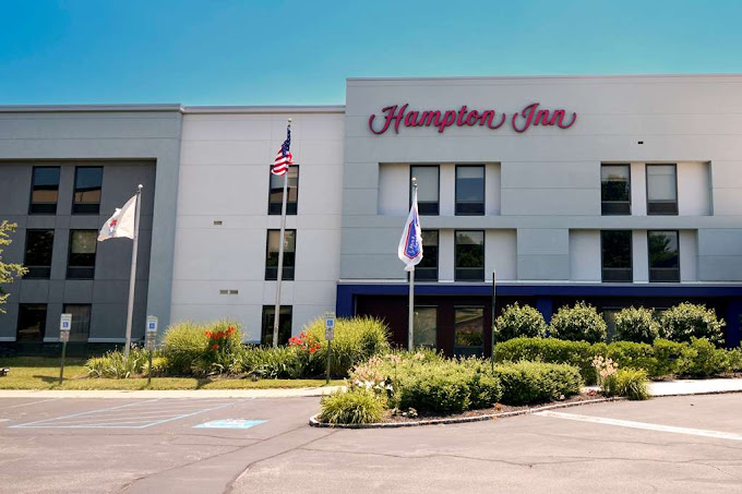 Hampton Inn by Hilton (Clinton)